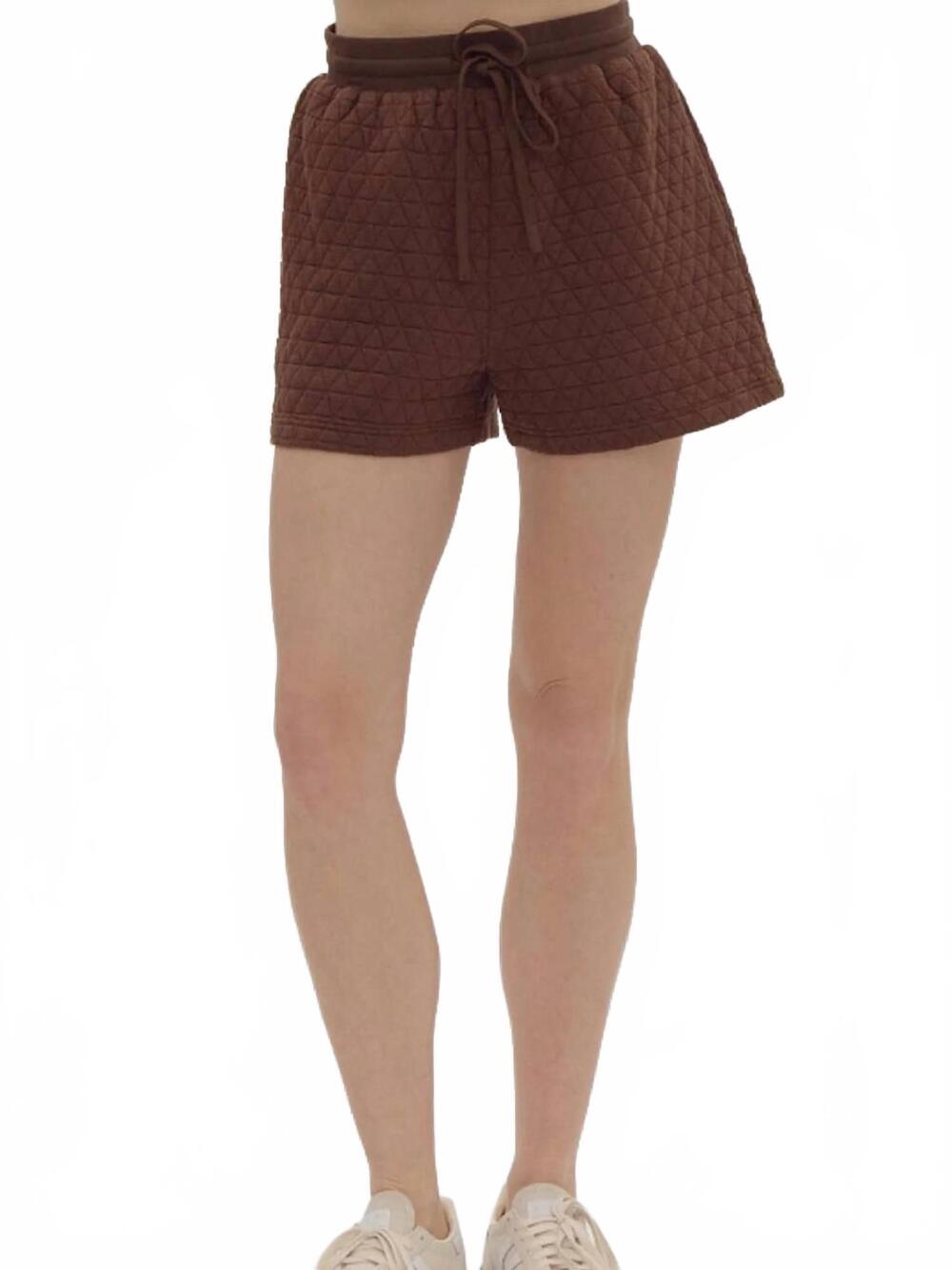 NEW ENTRO women's quilted high waisted shorts in espresso